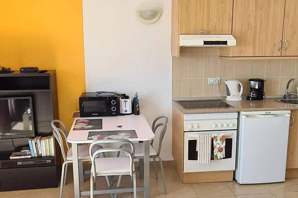 Playa Paraiso Modern Studio - Free Wi-Fi Costa Adeje  Apartment Costa Adeje (Tenerife)